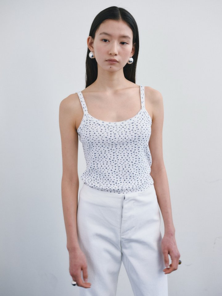 Roomk - Korean Women Fashion - #thatsdarling - Leave Sleeveless Top