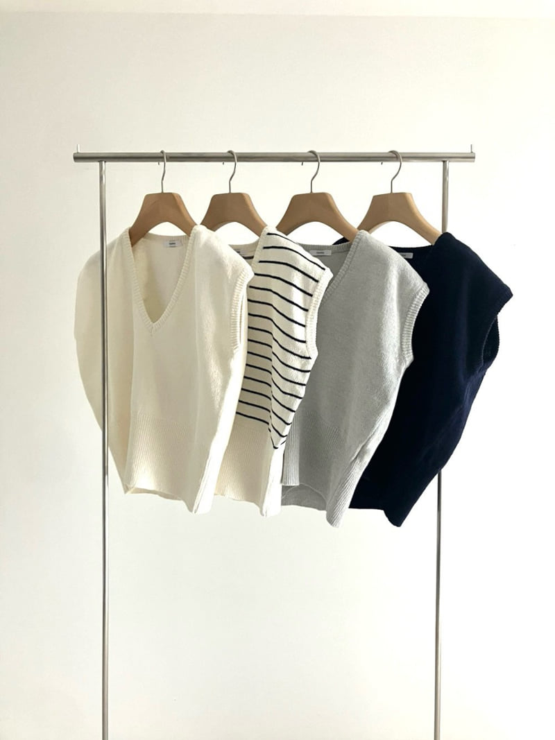 Roomk - Korean Women Fashion - #womensfashion - V Neck Knit Top - 11