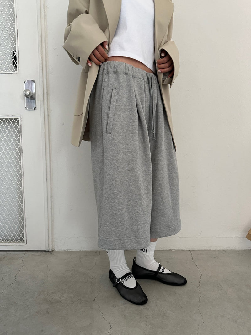 Unbound - Korean Women Fashion - #momslook - Max Bermuda Pants - 11