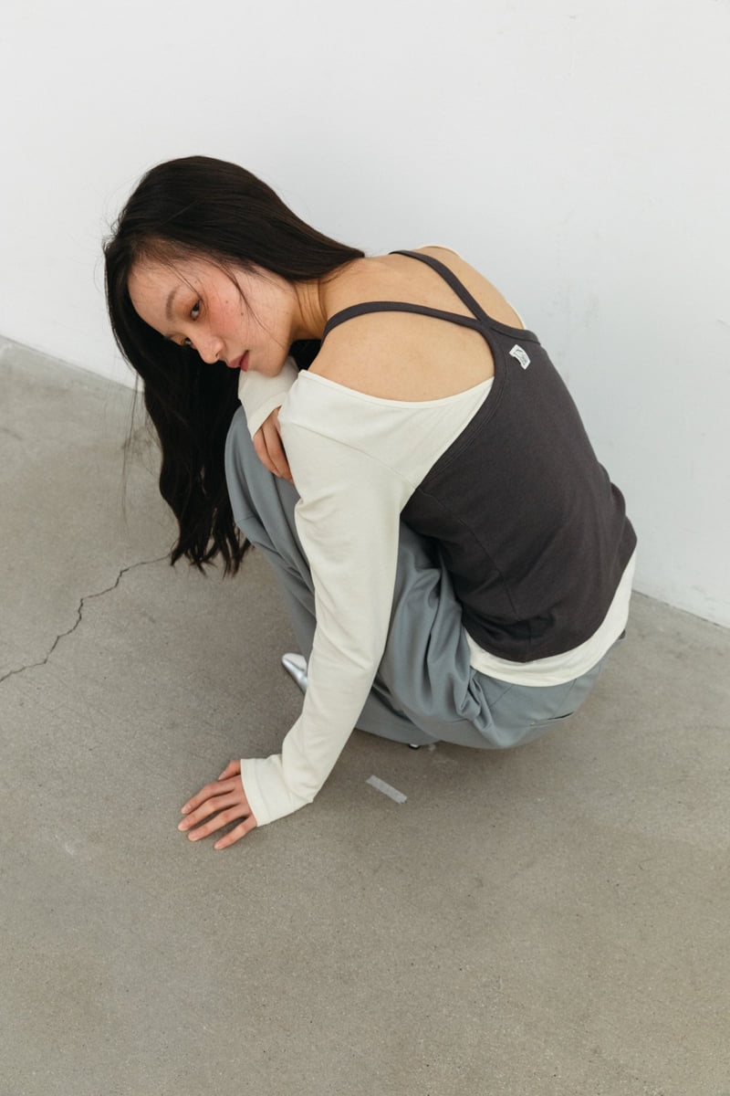 Unbound - Korean Women Fashion - #momslook - Core Sleeveless Tee - 6