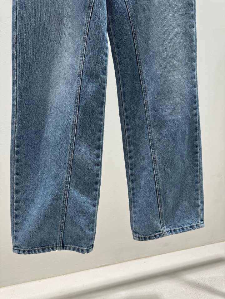 Unbound - Korean Women Fashion - #pursuepretty - Back Pocket Denim Pants - 3