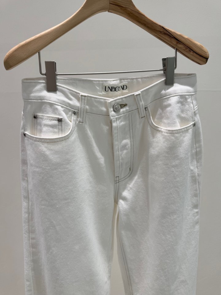 Unbound - Korean Women Fashion - #womensfashion - Button Ivory Denim Pants - 3