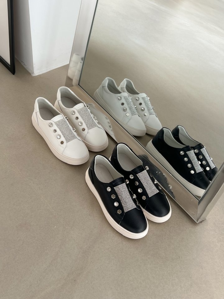 Vade - Korean Women Fashion - #momslook - Pearl Deco Sneakers - 9