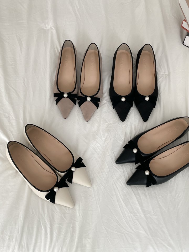 Vade - Korean Women Fashion - #momslook - Stiletto Ribbon Pearl Flat