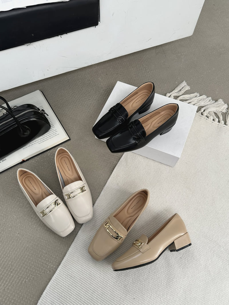 Vade - Korean Women Fashion - #momslook - Square Deco Loafers - 12