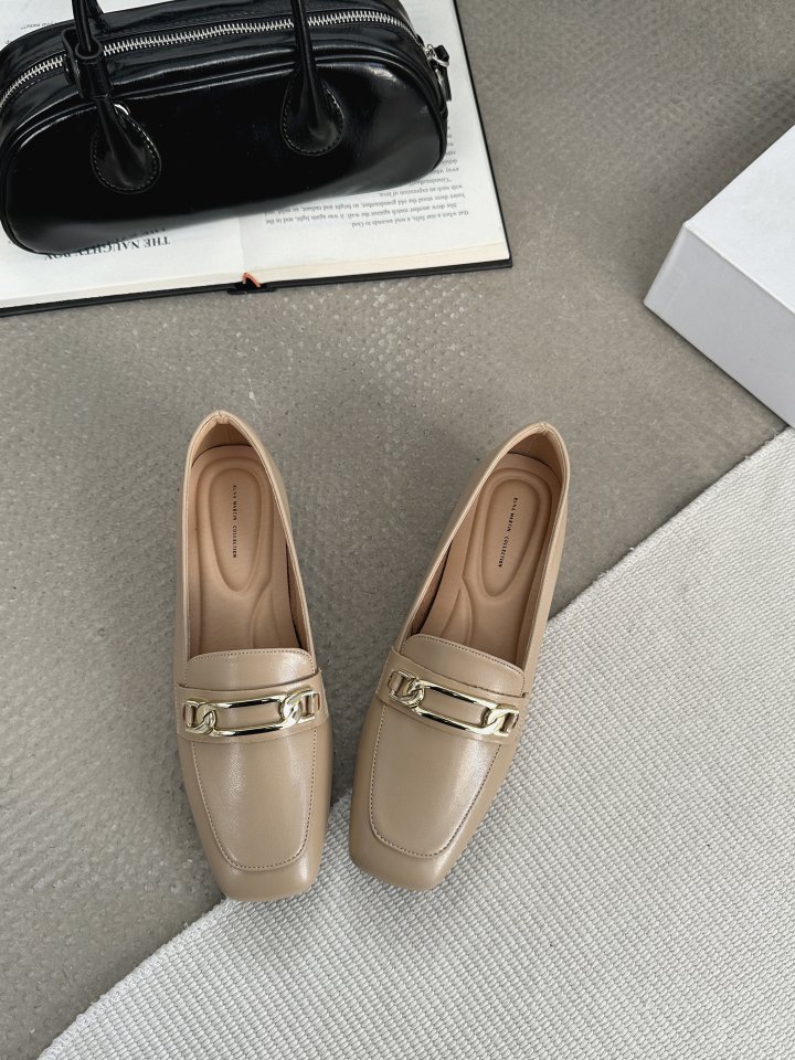 Vade - Korean Women Fashion - #momslook - Square Deco Loafers - 6