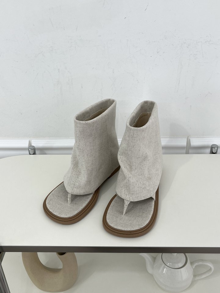 Vade - Korean Women Fashion - #momslook - Low Heel Half Open Toe Boots - 8