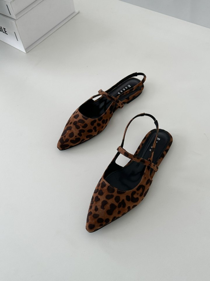 Vade - Korean Women Fashion - #womensfashion - Suede Low Heel Slim Slingback - 4