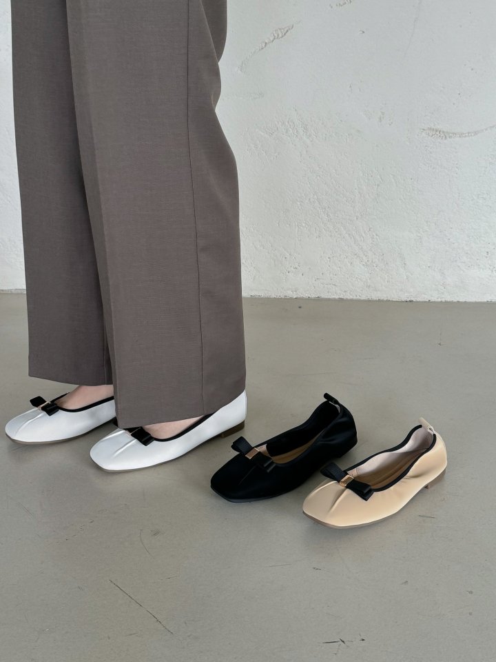 Vade - Korean Women Fashion - #momslook - Pearl Beads Flat - 10