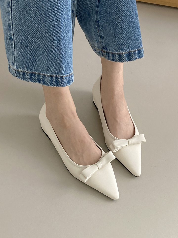 Vade - Korean Women Fashion - #thatsdarling - Slim Stiletto Ribbon Flat - 9