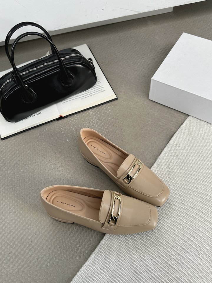 Vade - Korean Women Fashion - #thelittlethings - Square Deco Loafers - 5