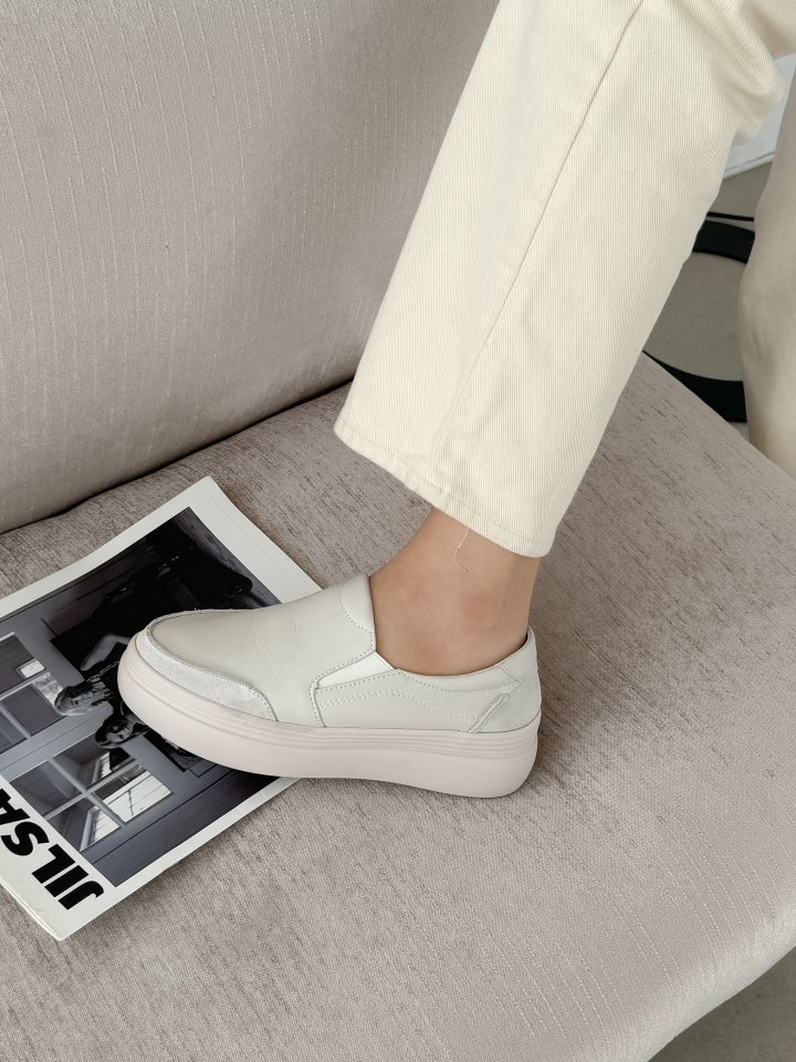 Vade - Korean Women Fashion - #womensfashion - Slip-on Sneakers - 5