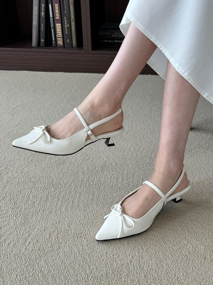 Vade - Korean Women Fashion - #womensfashion - Low Stiletto Ribbon Slingback - 11