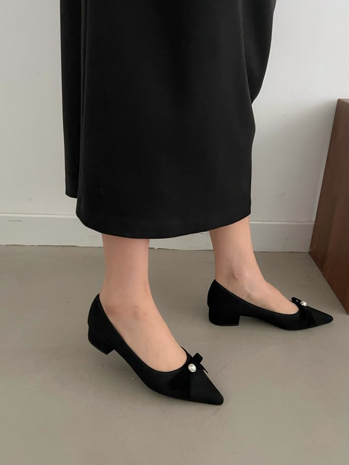 Vade - Korean Women Fashion - #womensfashion - Stiletto Ribbon Pearl Flat - 10
