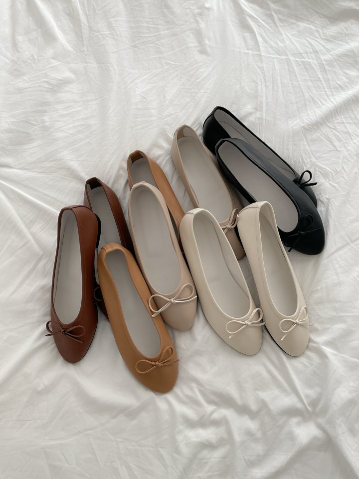 Vade - Korean Women Fashion - #womensfashion - Ribbon Vivid Basic Flat