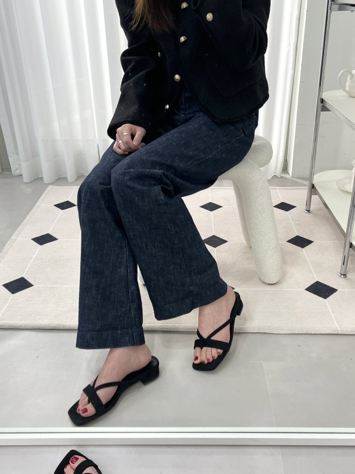 Vade - Korean Women Fashion - #womensfashion - Soft Knot Twist Sandals - 9