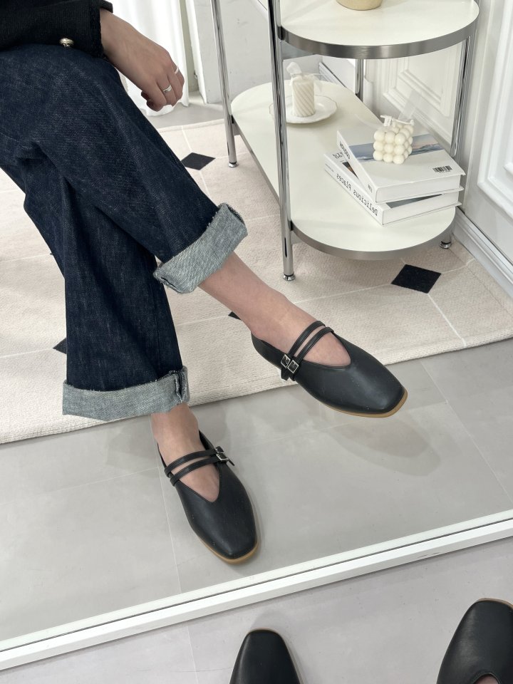 Vade - Korean Women Fashion - #womensfashion - Two-line Strap Mary Jane Flat - 8