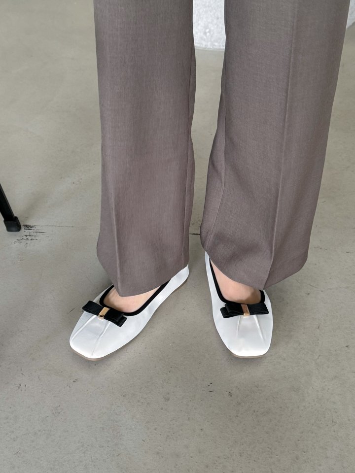Vade - Korean Women Fashion - #womensfashion - Pearl Beads Flat - 11