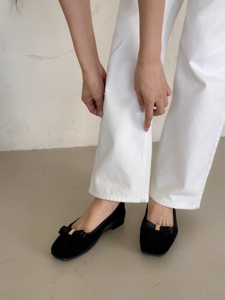 Vade - Korean Women Fashion - #womensfashion - Pearl Beads Flat - 7