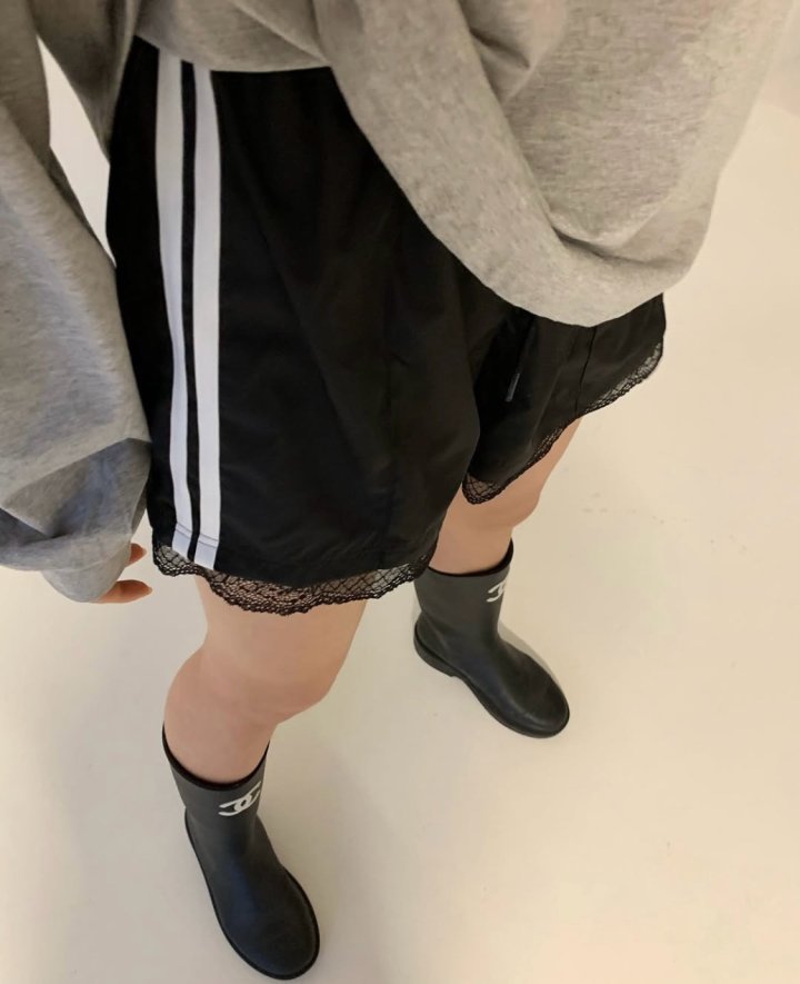 Via - Korean Women Fashion - #momslook - Tape Shorts - 9