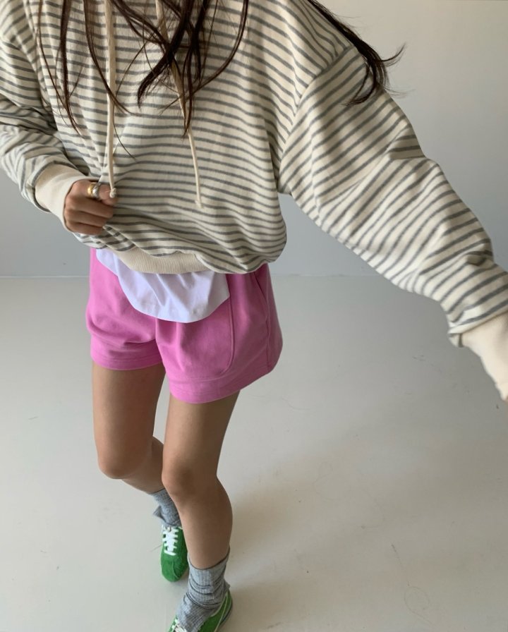Via - Korean Women Fashion - #restrostyle - Slit Short Pants - 10