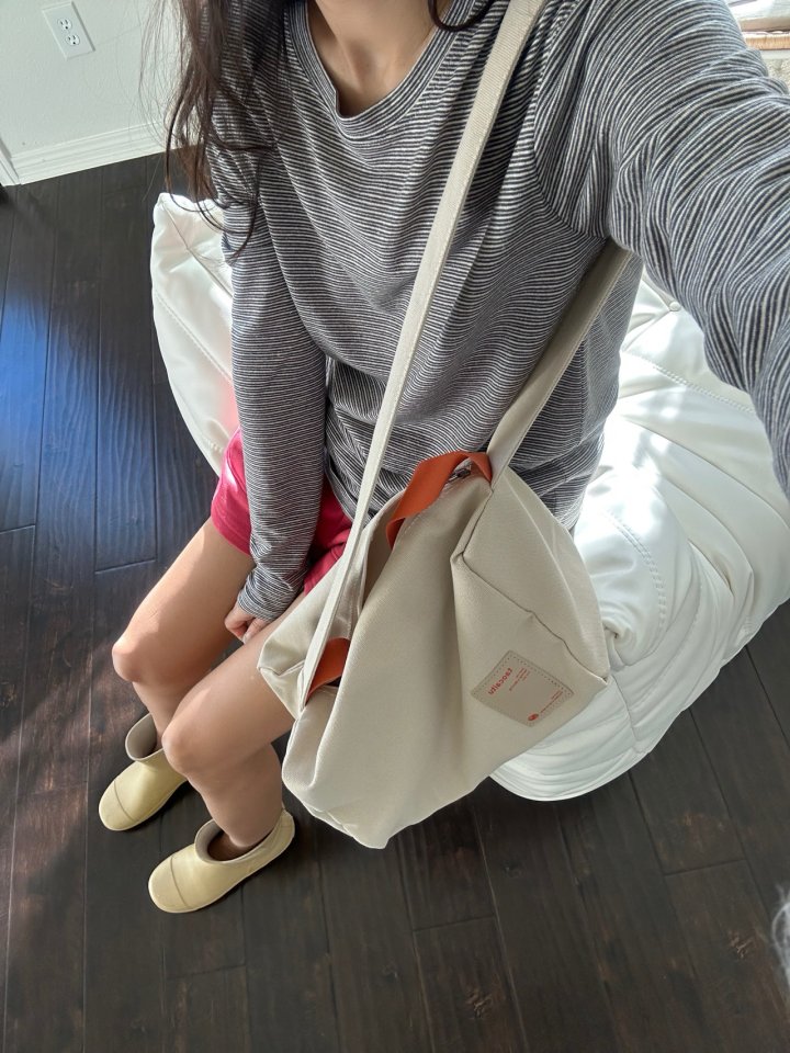 Via - Korean Women Fashion - #romanticstyle - Hip Stripe Tee