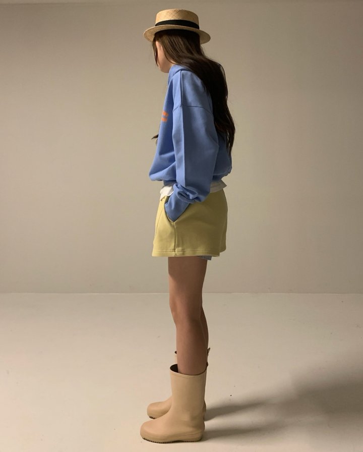 Via - Korean Women Fashion - #womensfashion - Slit Short Pants
