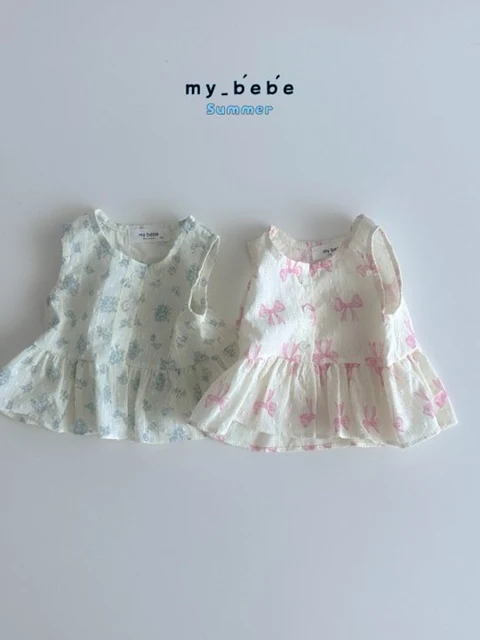 Snow Flower Sleeveless Blouse