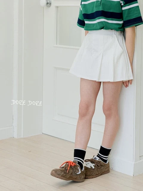 Kids Front Pleated CN Shorts