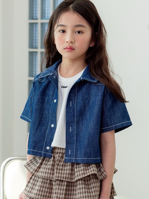 Junior Non-fade Crop Shirt