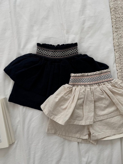 Shirred Linen Pants