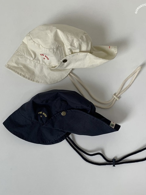 Roll-up Bucket Hat