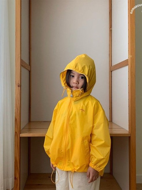 Gou Raincoat