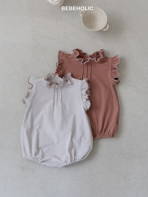 Selli Pintuck Suit
