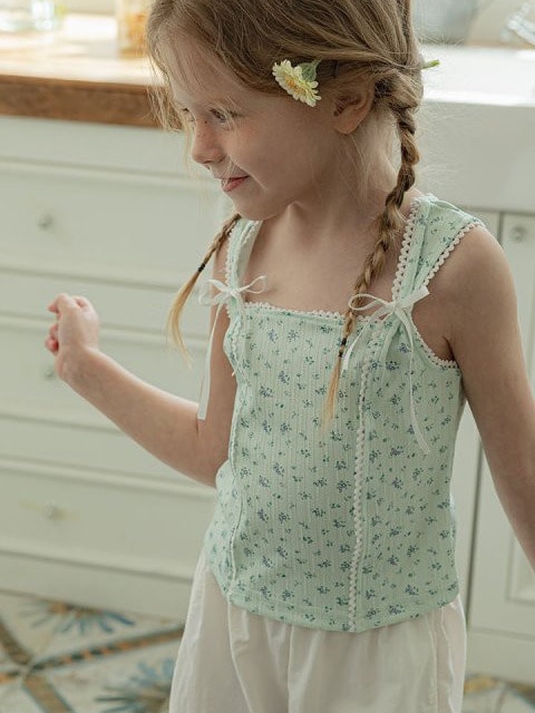 Kiki Ribbon Sleeveless Blouse
