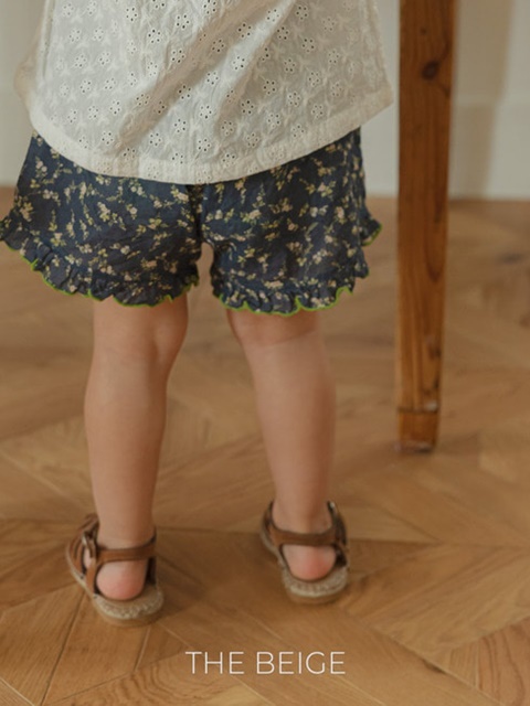 Wave Frill Shorts