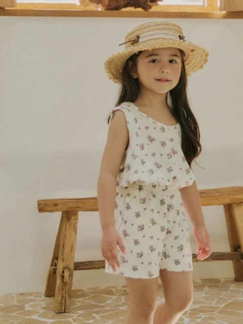 Grete Sleeveless