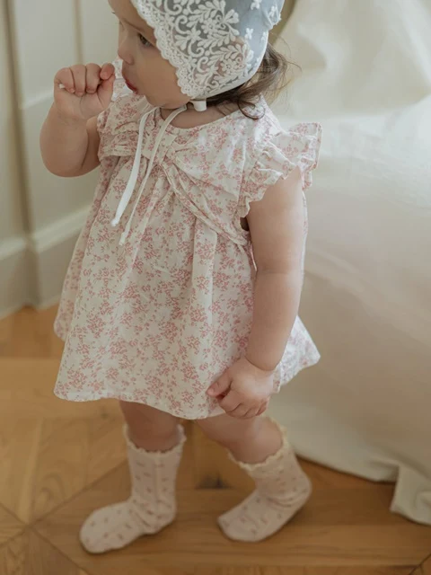 Bebe Flower Ribbon Blouse