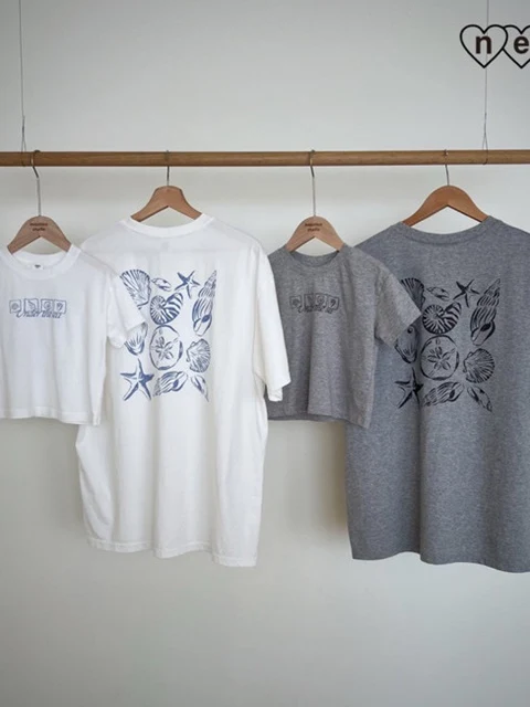 Adult Clam Tee