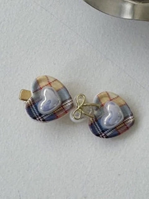 Check Heart Hairpin