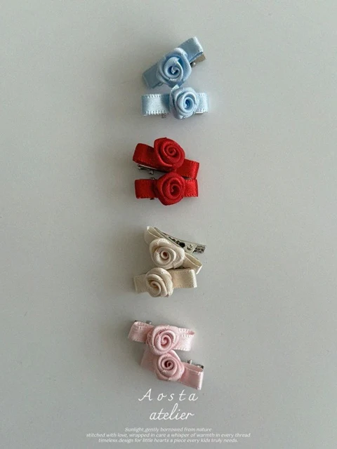 Mini Rose Pin