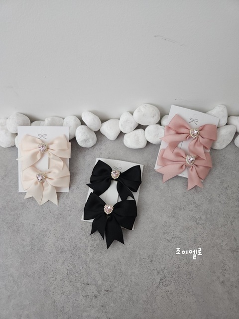 Cubic Ribbon Phong Set Cubic Ribbon Phong Set