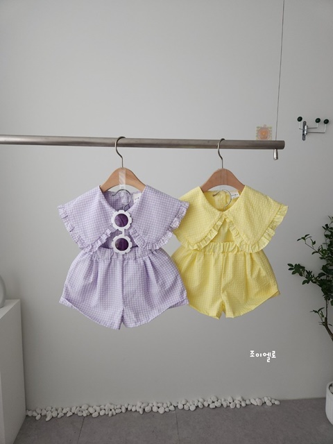 Big Collar Sleeveless Top Bottom Set Big Collar Sleeveless Top Bottom Set