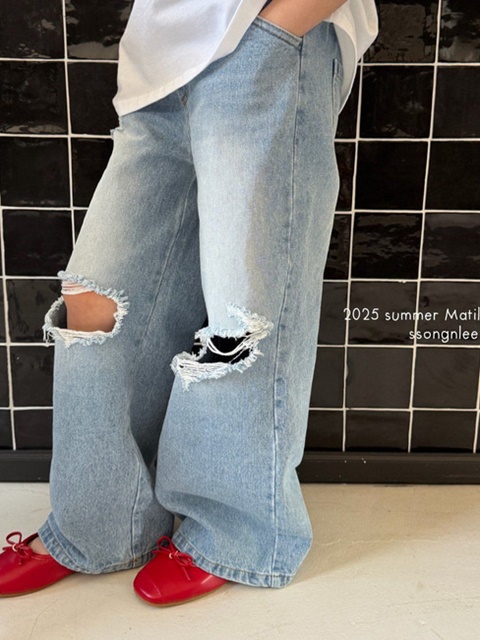 Broken Jeans