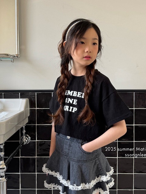 Member Crop Tee