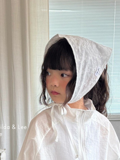 Ribbon Lace Hoodie