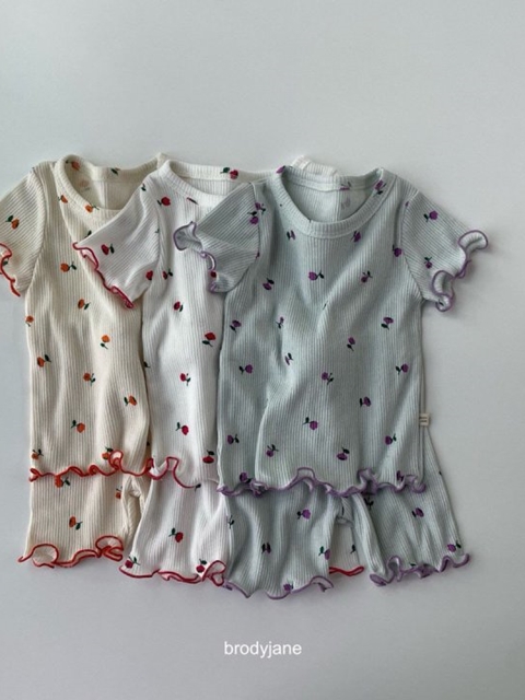 Tulip Frill Short Sleeve Set Tulip Frill Short Sleeve Set