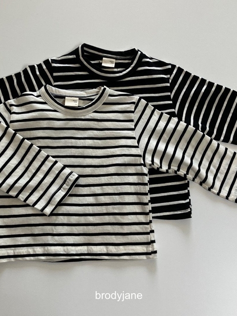 Middle ST Long Sleeve Tee Middle ST Long Sleeve Tee