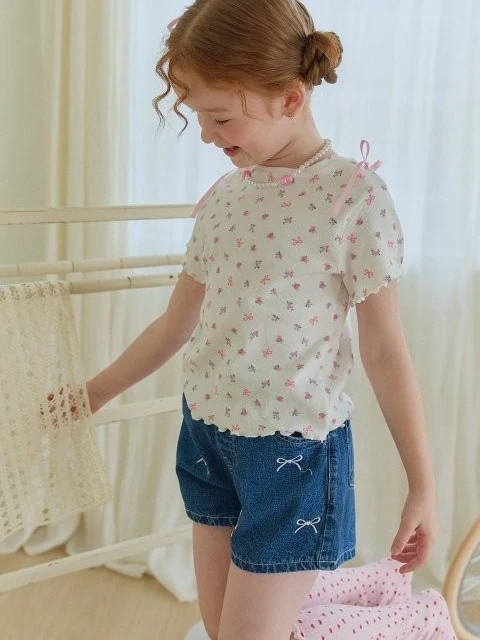 Rose Lovely Tee Rose Lovely Tee