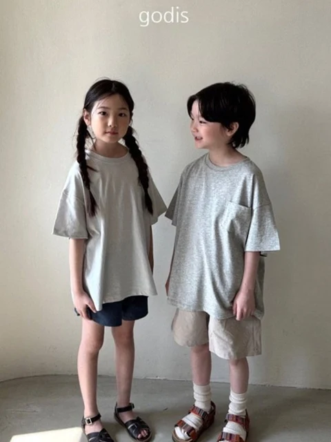 Stitch Pocket Tee
